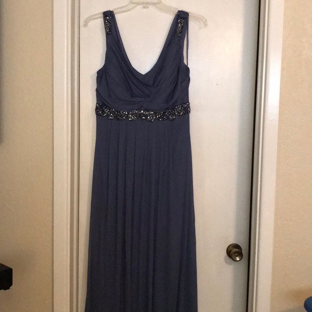 Cachet Long Formal Dress